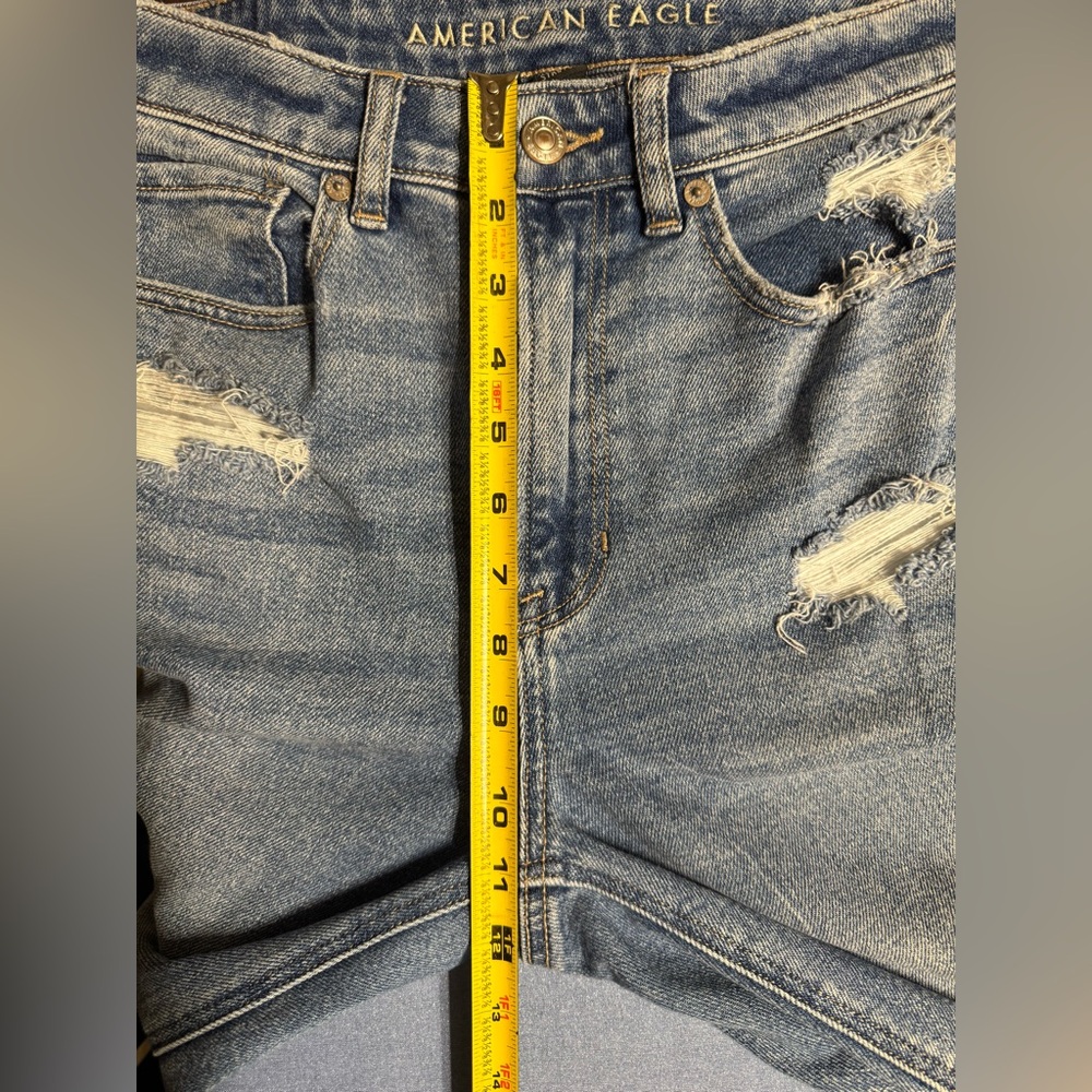 American Eagle Outfitters Distressed Mom Straight Jeans Women’s Size 6R (6XL) - Picture 9 of 13